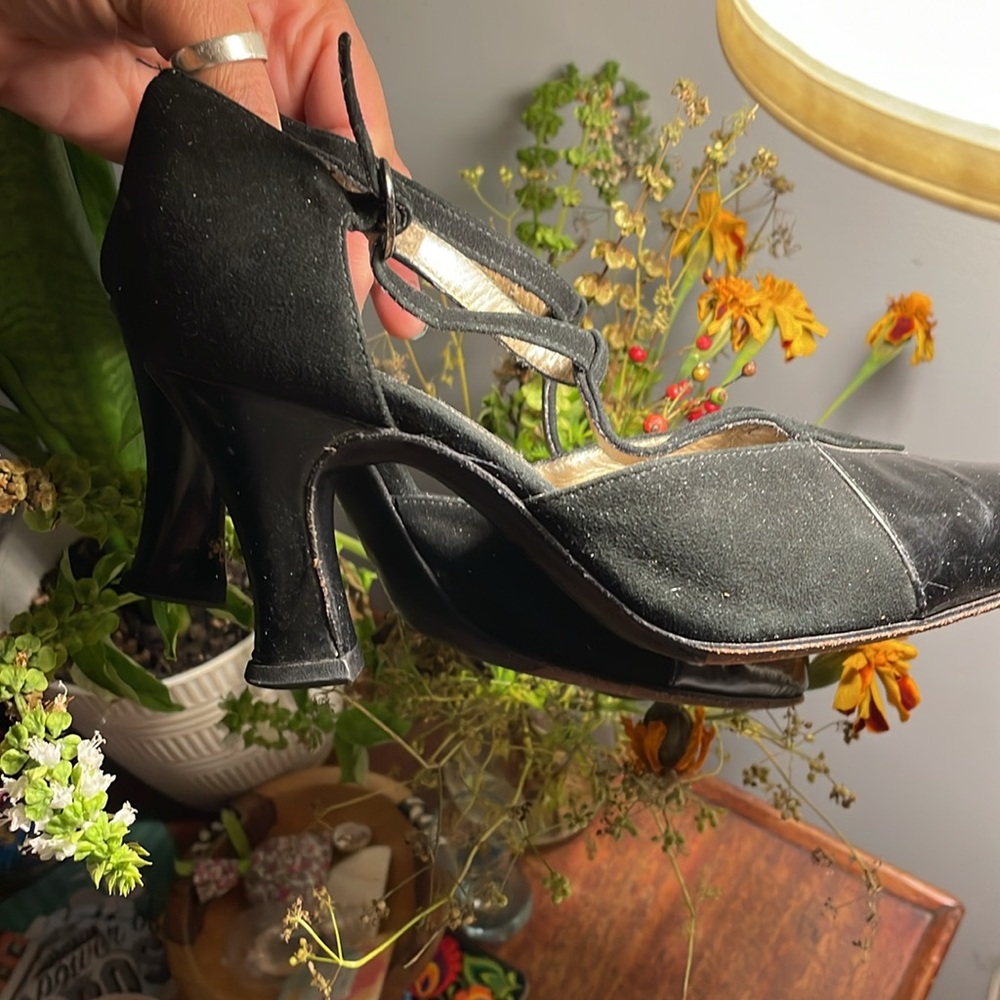 ARIKA NERGUIZ SHOES - Picture 6 of 7
